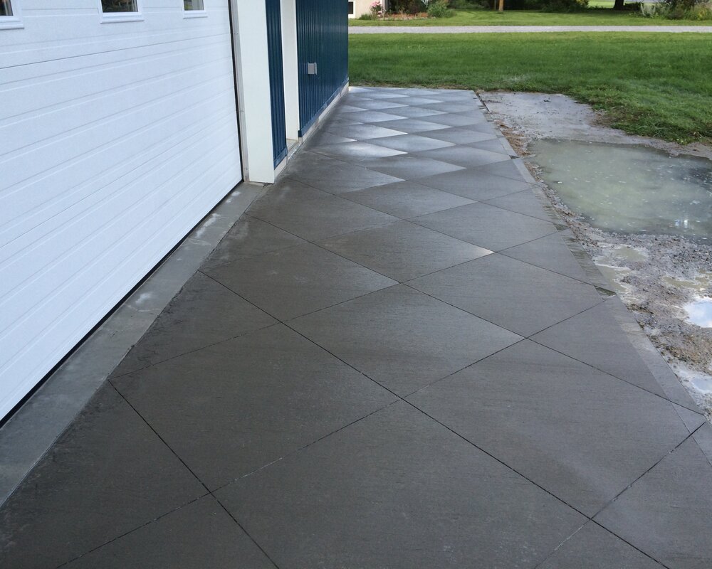 Béton estampé résistant climat - Louiseville Ghyslain Deschamps